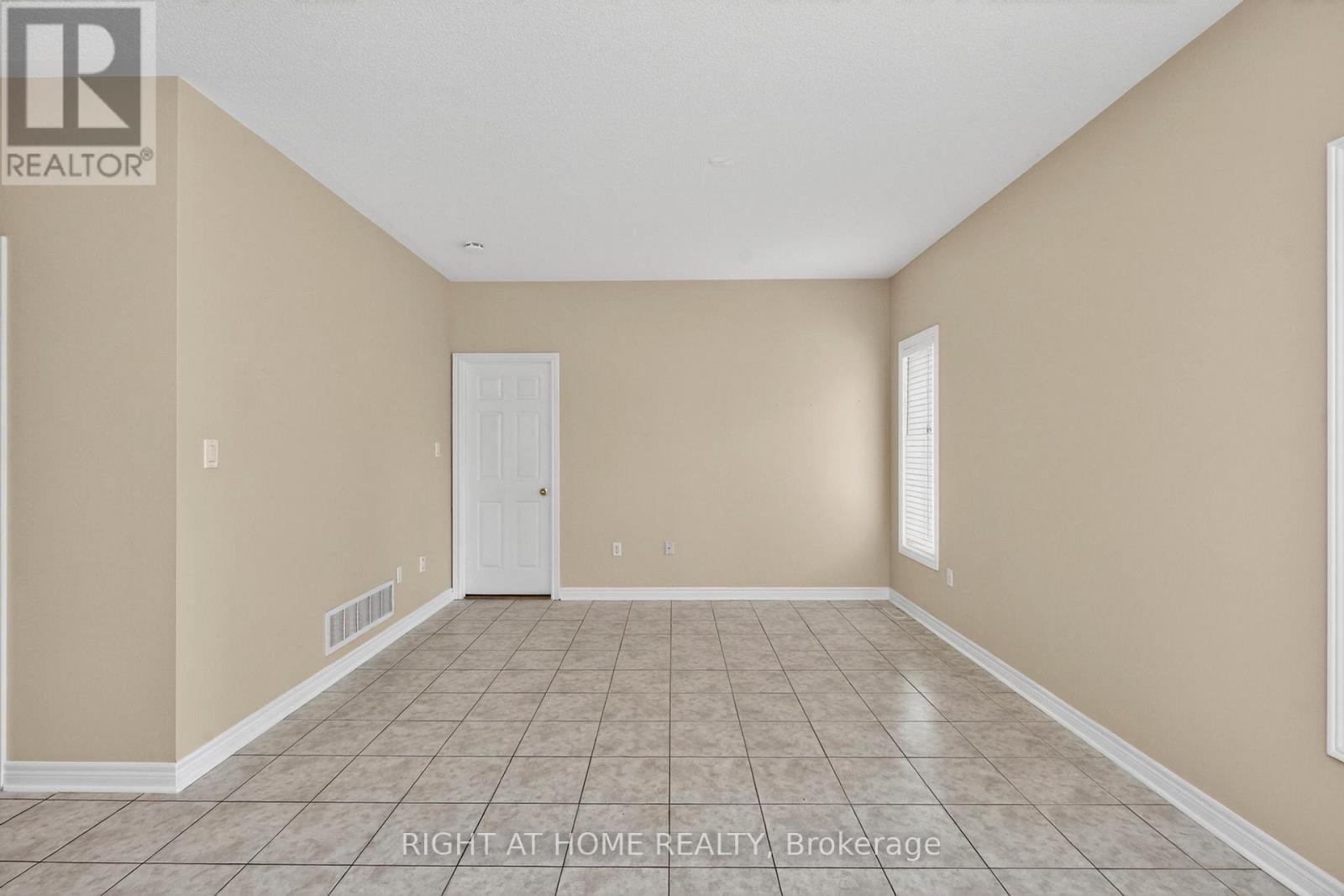 13 Thrushwood Drive, Barrie (400 West), Ontario  L4N 0Z1 - Photo 28 - S13439454