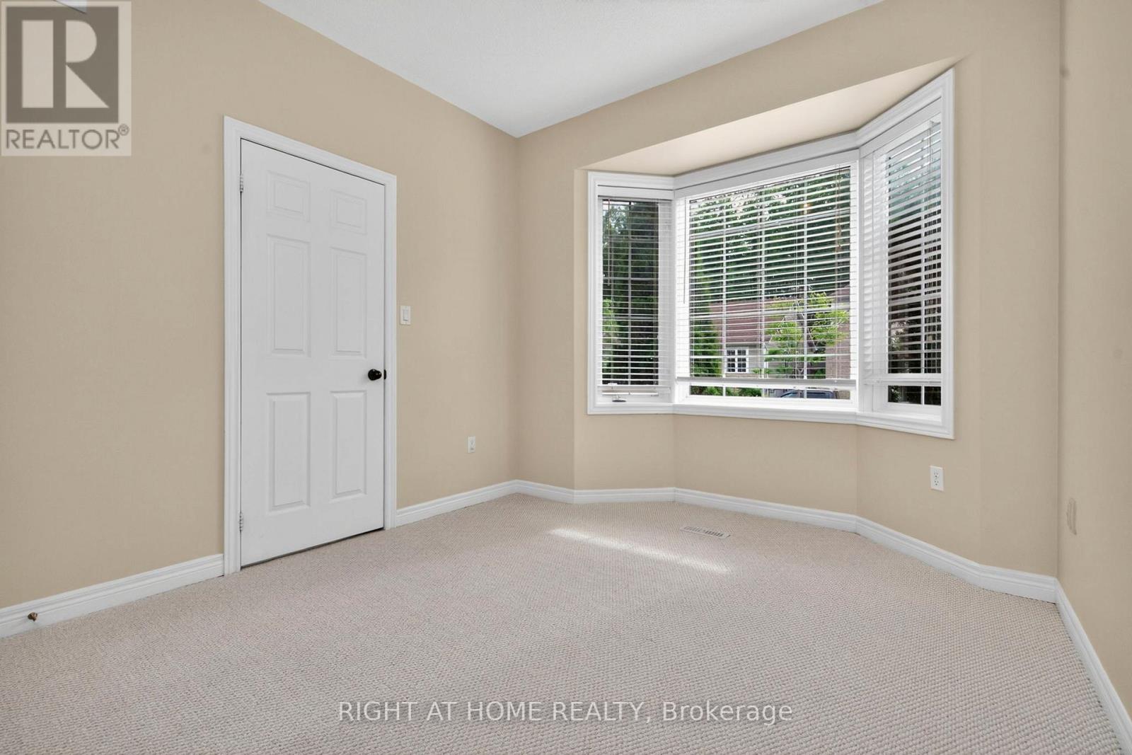 13 Thrushwood Drive, Barrie (400 West), Ontario  L4N 0Z1 - Photo 30 - S13439454