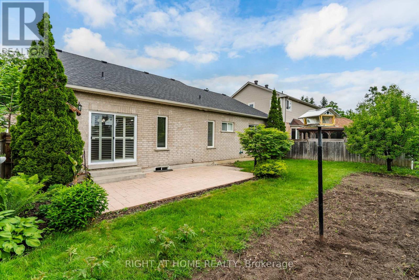 13 Thrushwood Drive, Barrie (400 West), Ontario  L4N 0Z1 - Photo 36 - S13439454