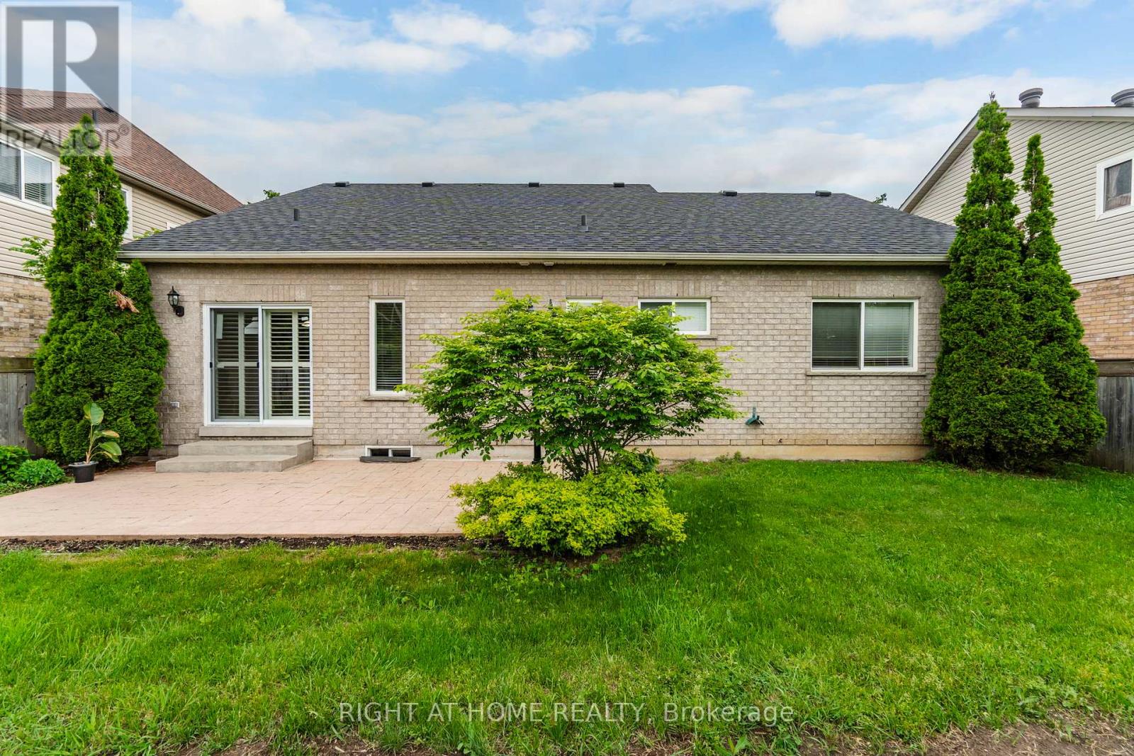 13 Thrushwood Drive, Barrie (400 West), Ontario  L4N 0Z1 - Photo 38 - S13439454