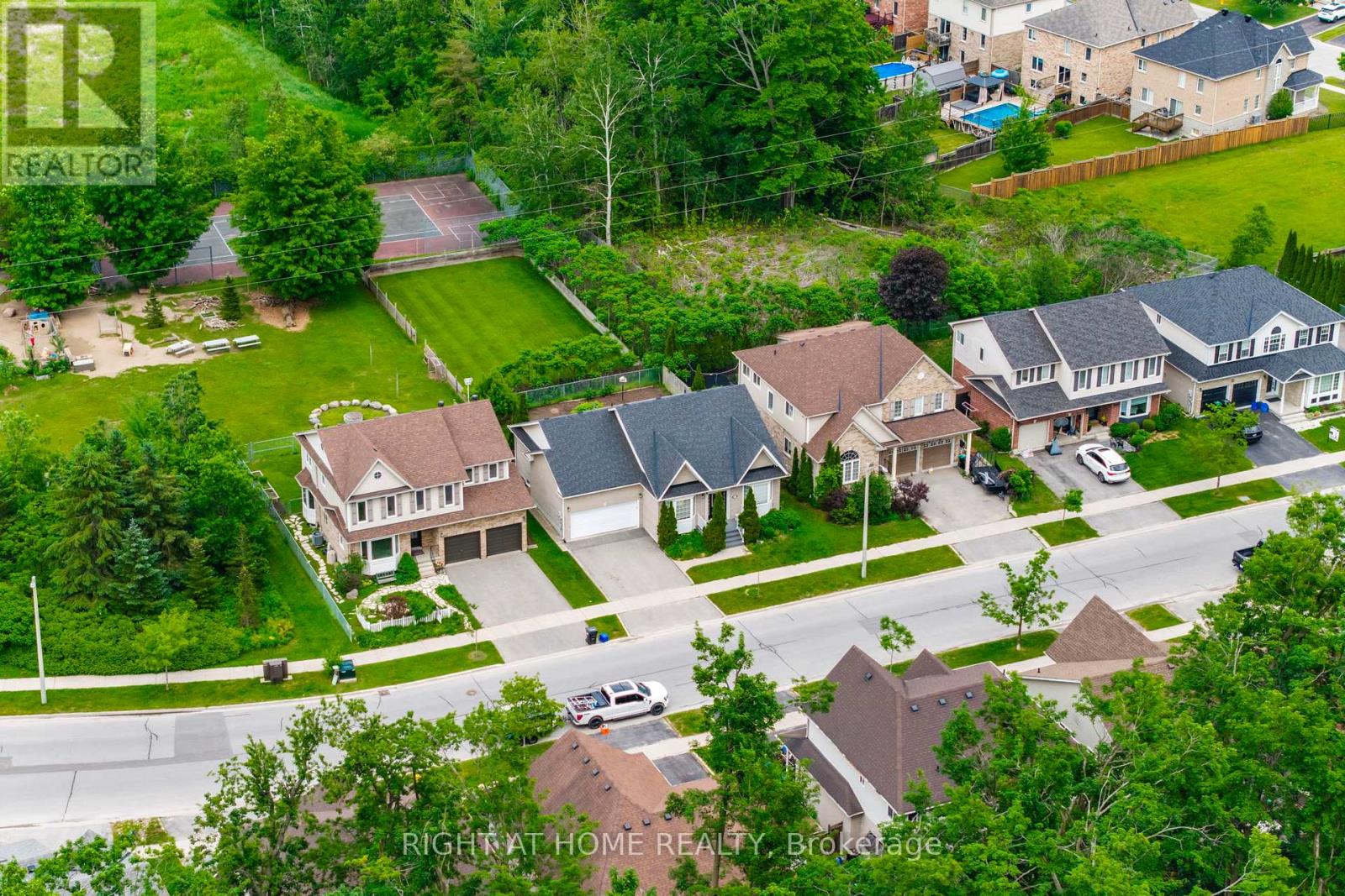 13 Thrushwood Drive, Barrie (400 West), Ontario  L4N 0Z1 - Photo 43 - S13439454