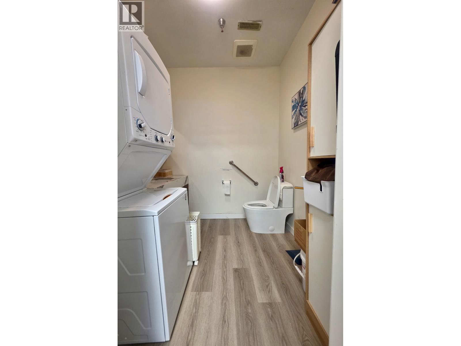 8228 Granville Street, Vancouver, British Columbia  V6P 4T8 - Photo 16 - C8079556