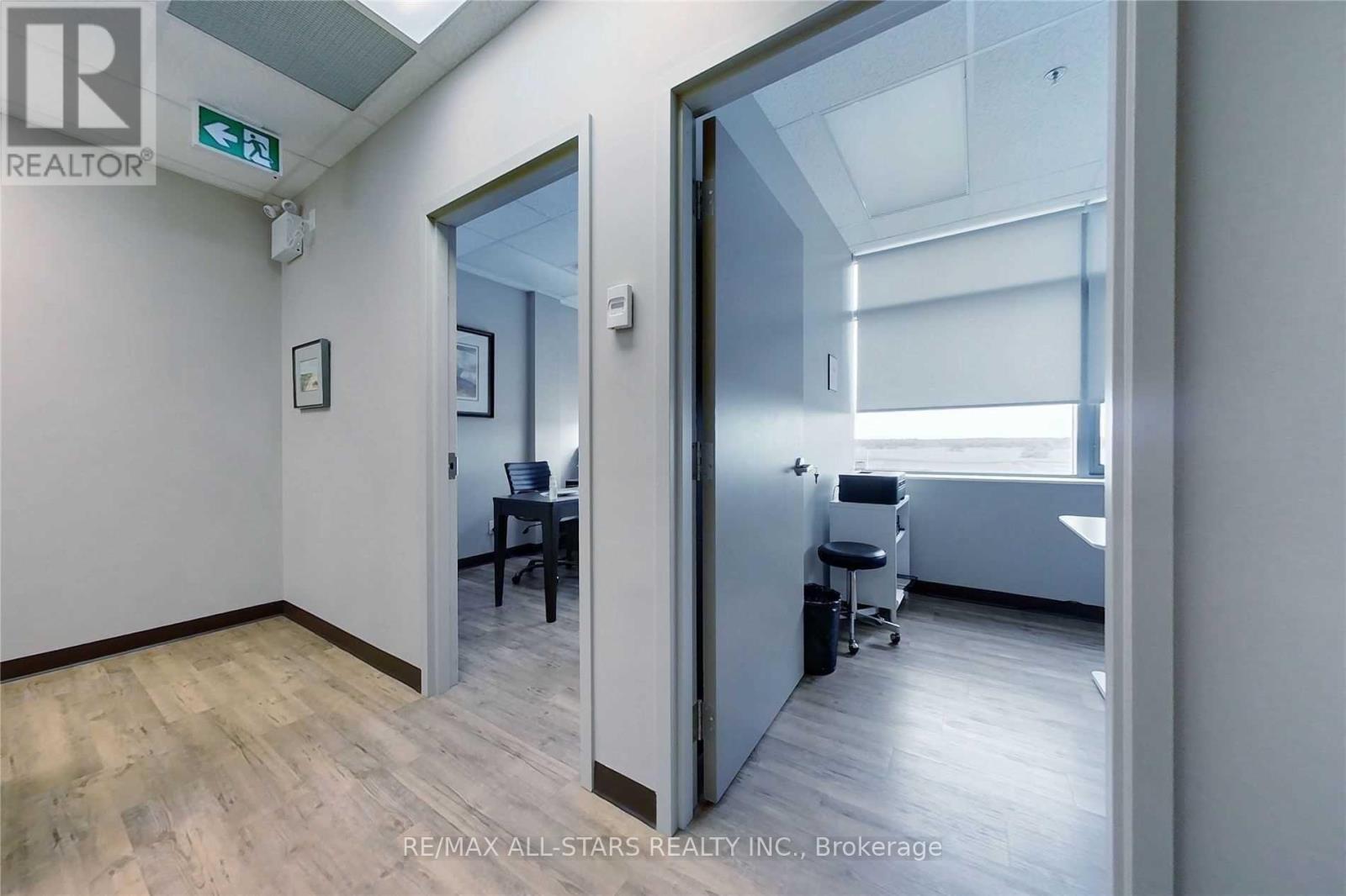 416 - 3075 Hospital Gate, Oakville, Ontario  L6M 1M1 - Photo 9 - W13439382