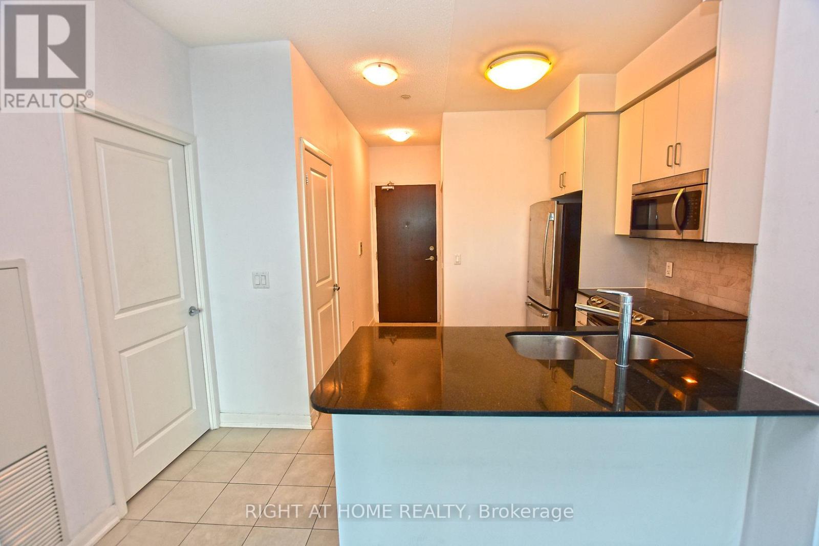 2805 - 215 Sherway Gardens Road, Toronto, Ontario  M9C 0A4 - Photo 34 - W13439386