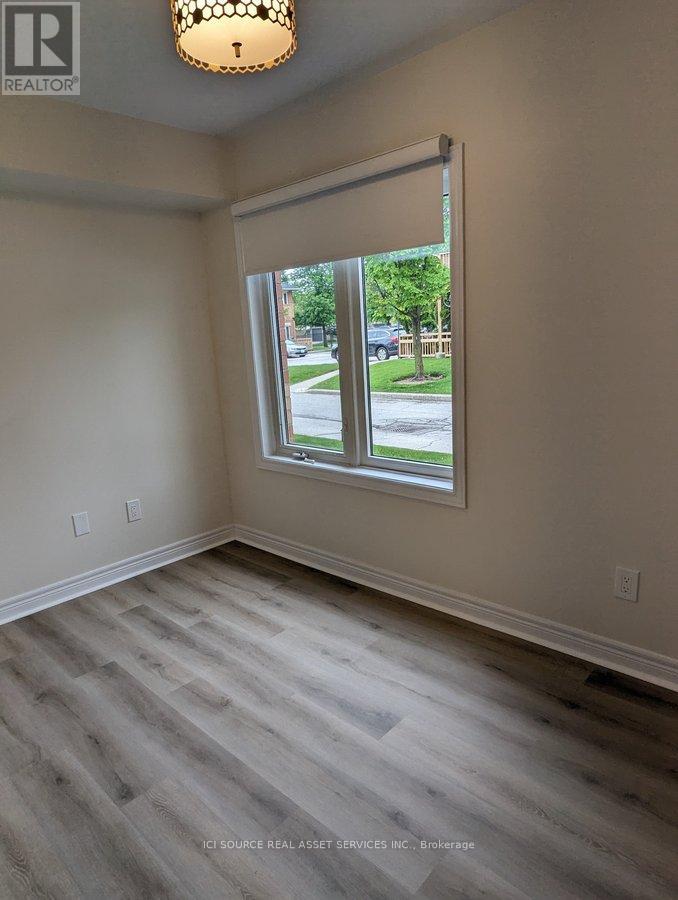 901 - 4140 Foxwood Drive, Burlington, Ontario  L7M 4R4 - Photo 10 - W13439392