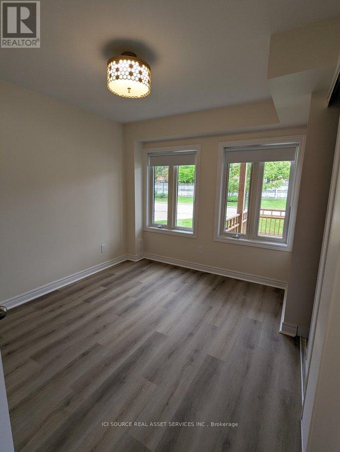 901 - 4140 Foxwood Drive, Burlington, Ontario  L7M 4R4 - Photo 12 - W13439392