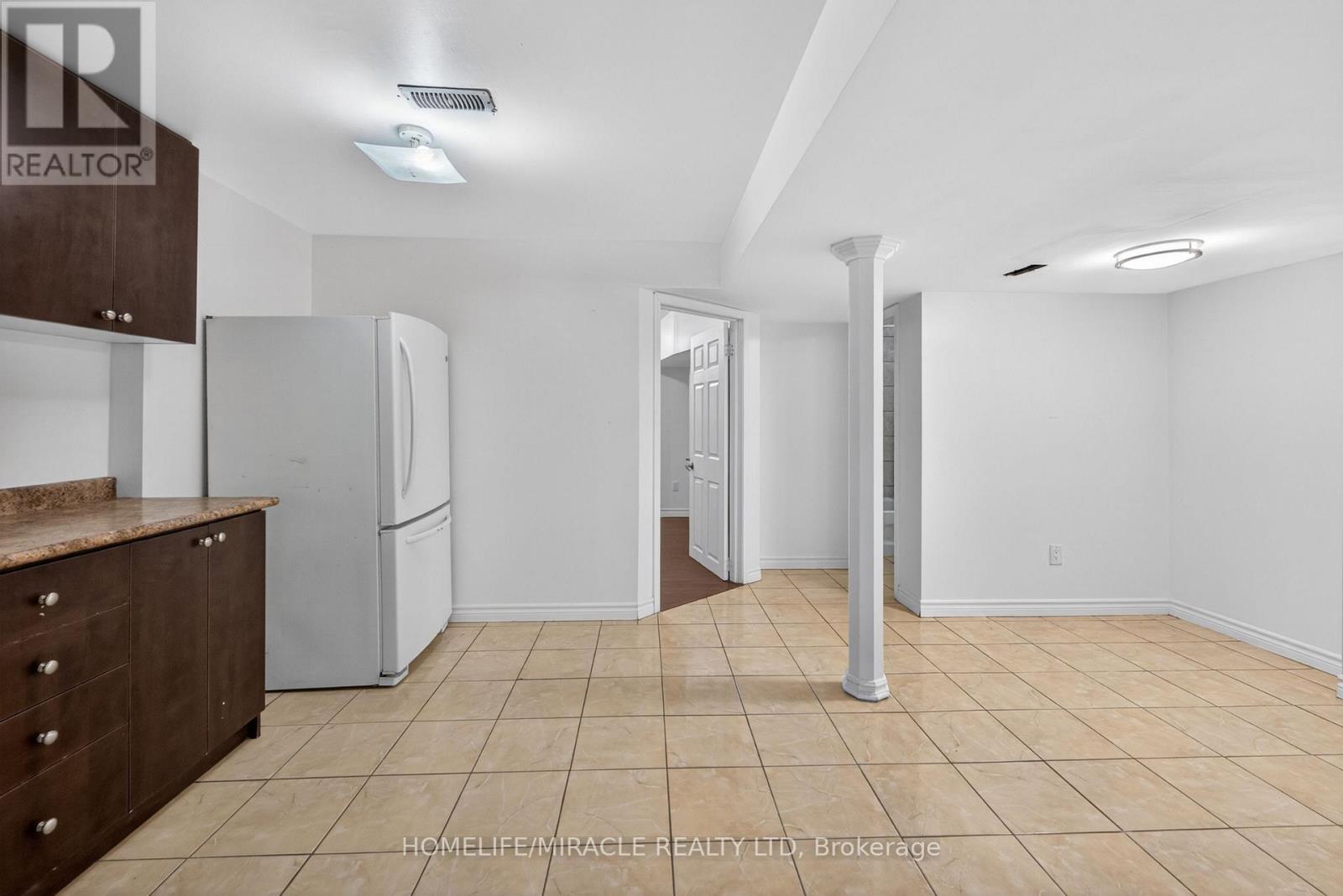 39 Matthew Harrison Street, Brampton, Ontario  L6P 3H3 - Photo 47 - W13439406