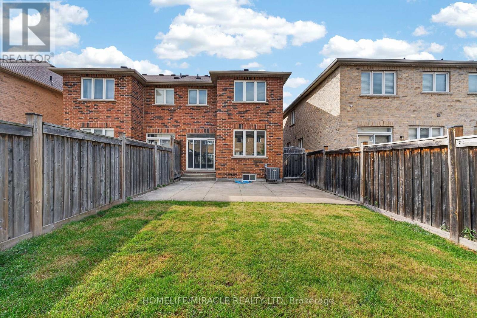 39 Matthew Harrison Street, Brampton, Ontario  L6P 3H3 - Photo 50 - W13439406