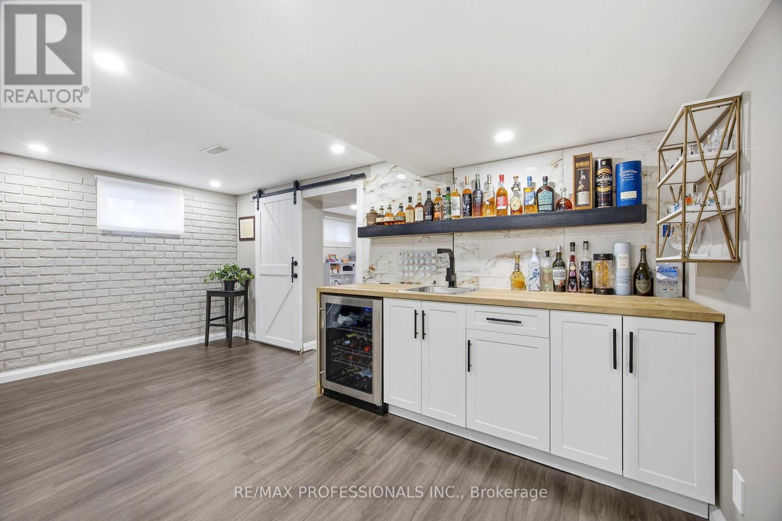 33 Brampton Road, Toronto, Ontario  M9R 3J3 - Photo 25 - W13439424