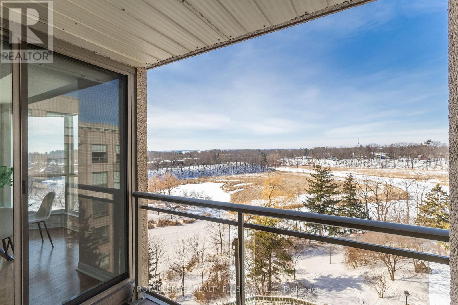 718 - 2511 Lakeshore Road W, Oakville, Ontario  L6L 6L9 - Photo 31 - W13439440
