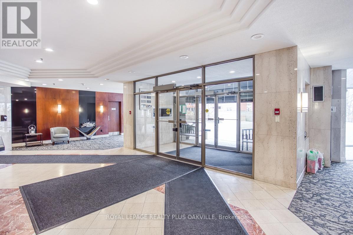 718 - 2511 Lakeshore Road W, Oakville, Ontario  L6L 6L9 - Photo 36 - W13439440