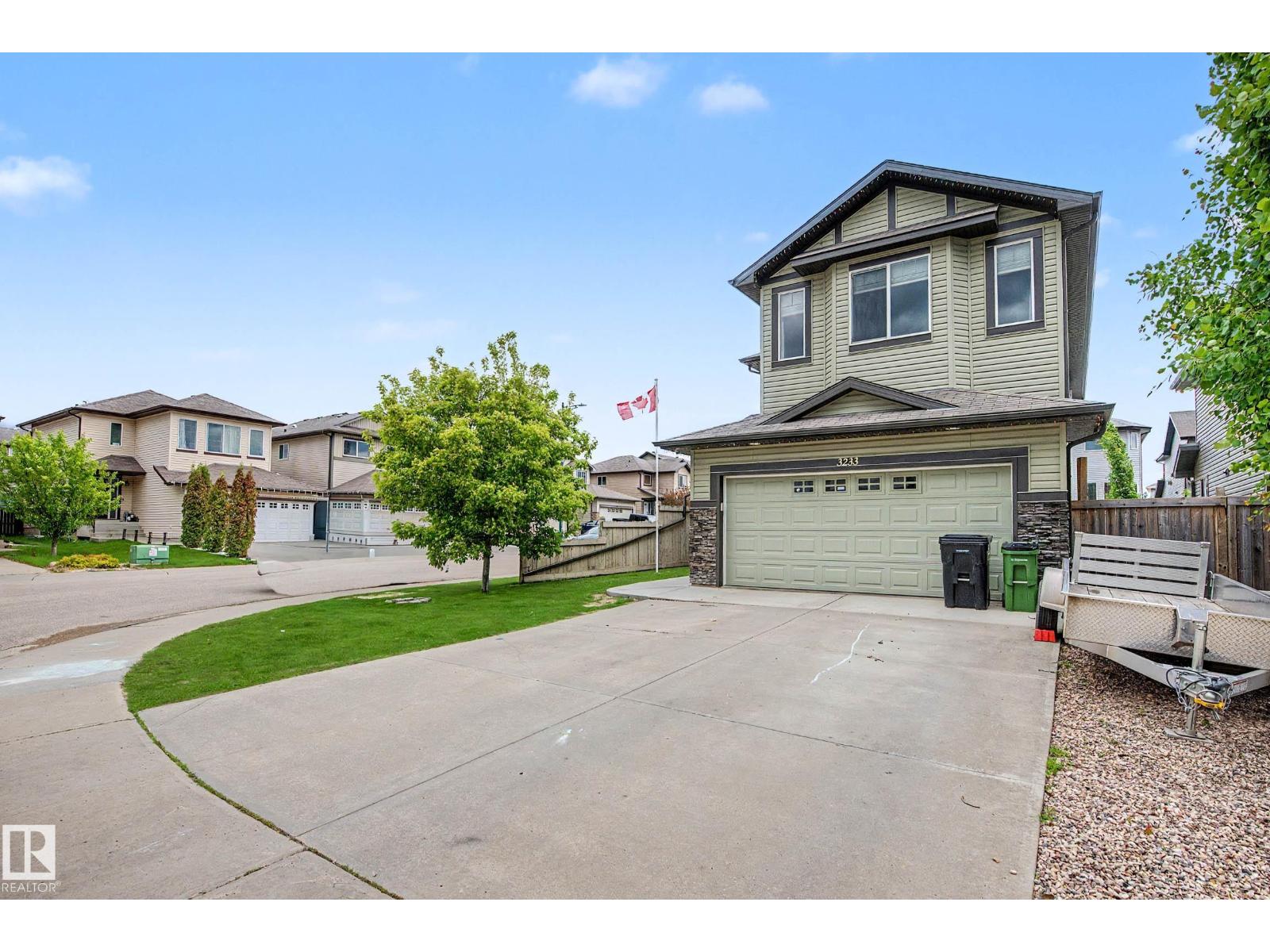 3233 21a Av Nw, Edmonton, Alberta  T6T 0K5 - Photo 3 - E4484232