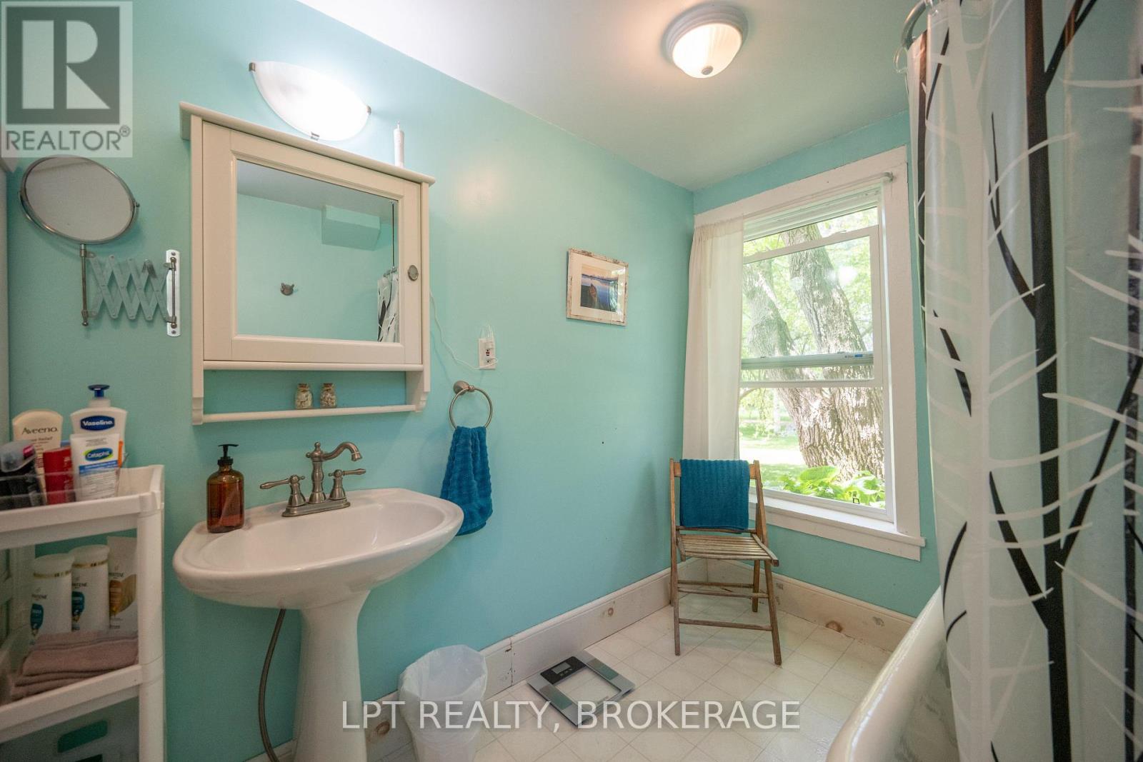 183 Second Street, Loyalist, Ontario  K0H 1G0 - Photo 12 - X13439726