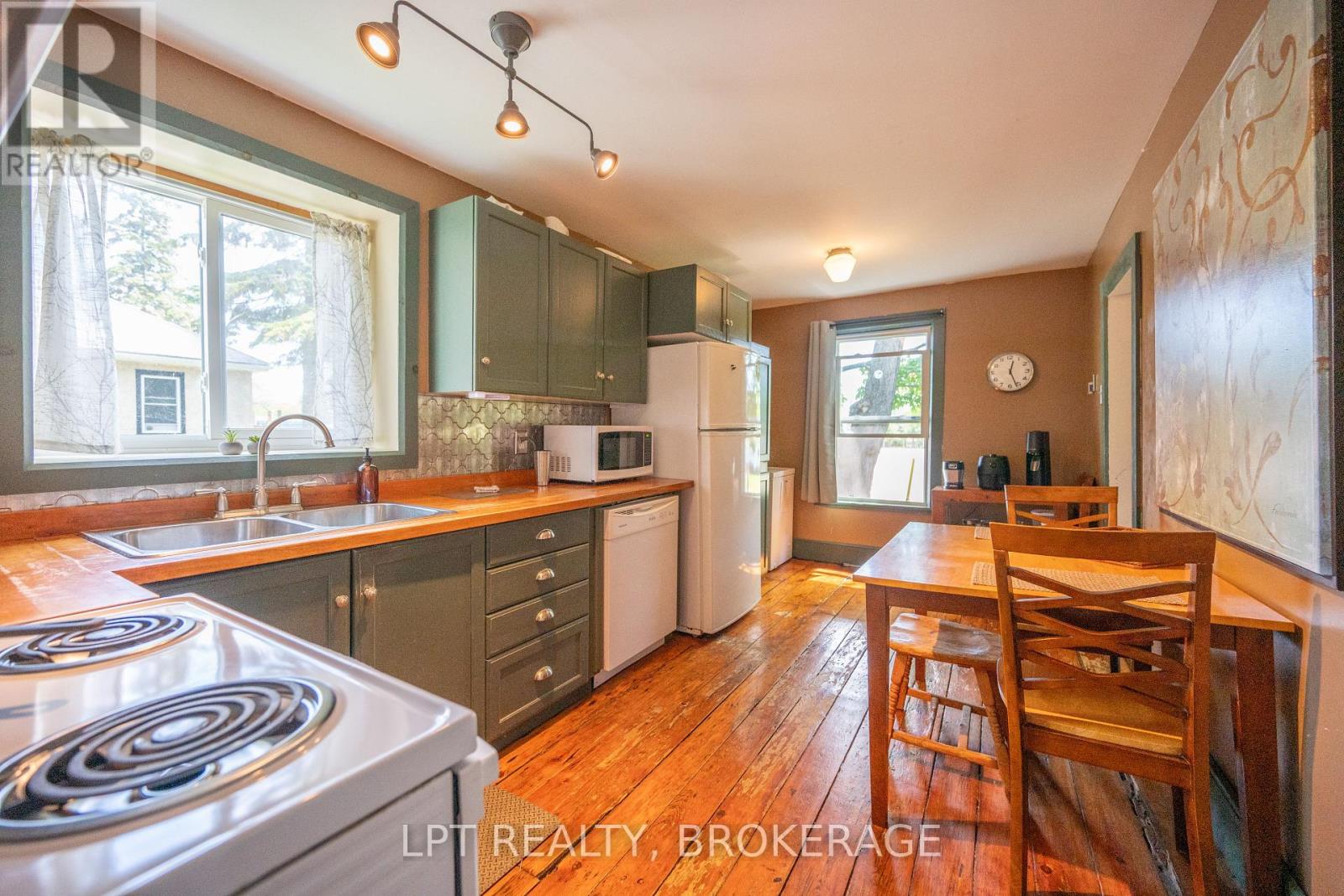 183 Second Street, Loyalist, Ontario  K0H 1G0 - Photo 9 - X13439726