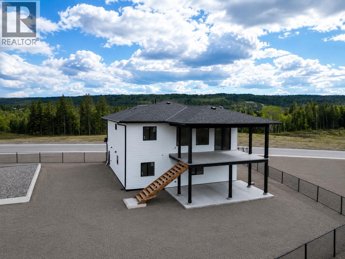 4598 Craig Drive, Prince George, British Columbia  V2K 0B8 - Photo 3 - R3135378