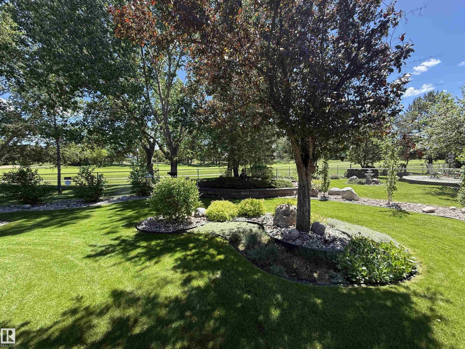 915 Picard Dr Nw Nw, Edmonton, Alberta  T5T 6H2 - Photo 5 - E4492435