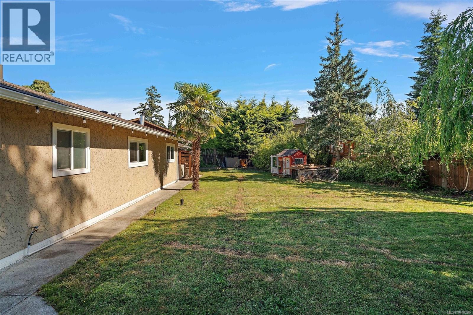 1372 Rafiki Pl, Central Saanich, British Columbia  V8M 1G5 - Photo 32 - 1040286