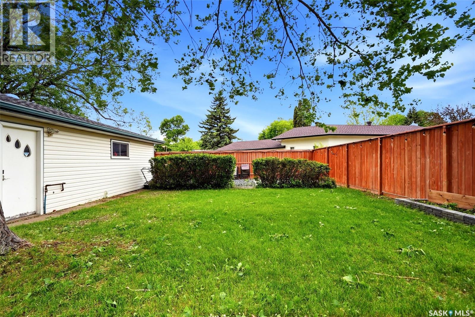 942 Broad Street N, Regina, Saskatchewan  S4R 5V7 - Photo 25 - SK039254