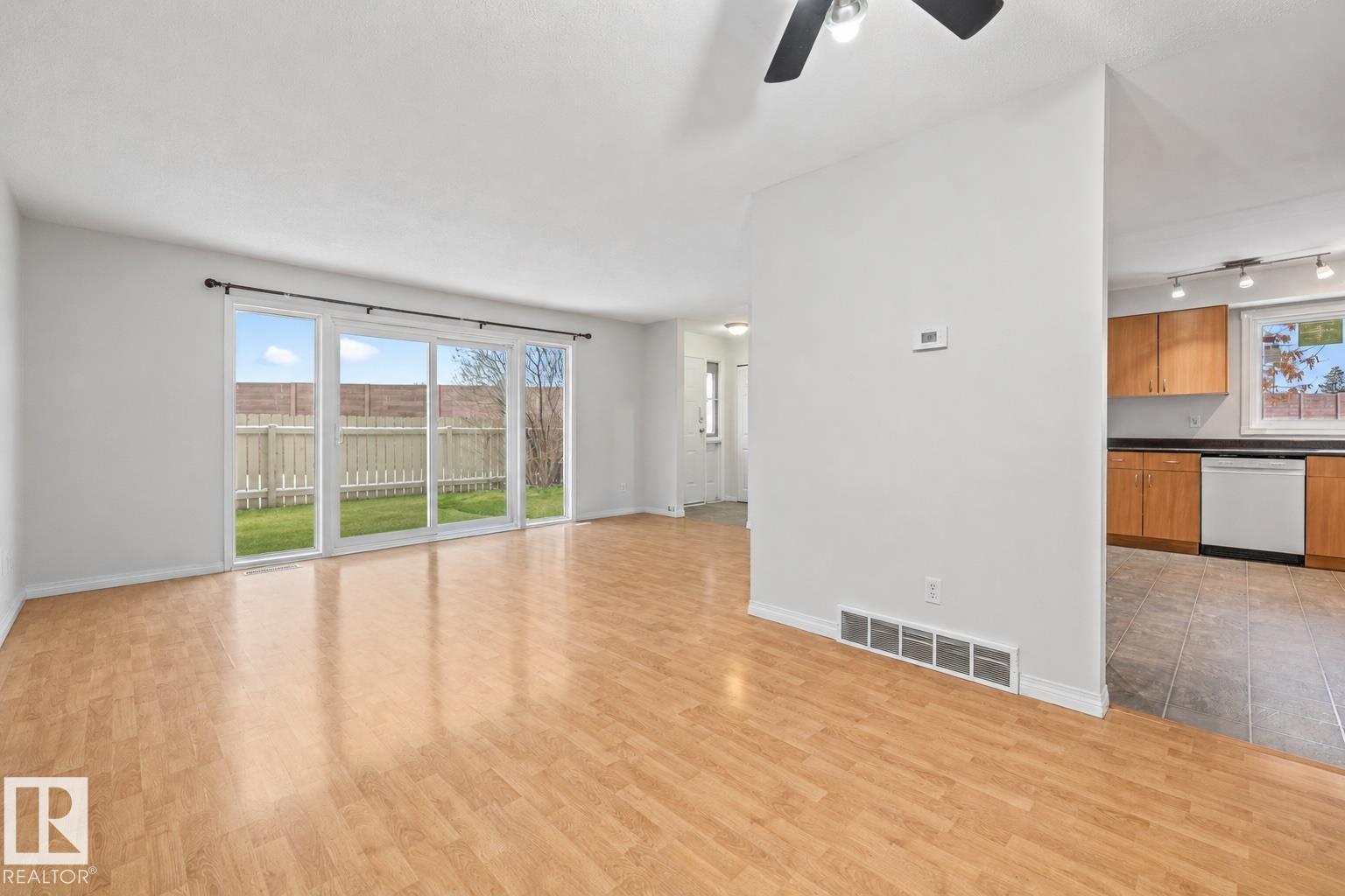 145b Royal Rd NW, Edmonton, Alberta  T6J 2E7 - Photo 10 - E4492599