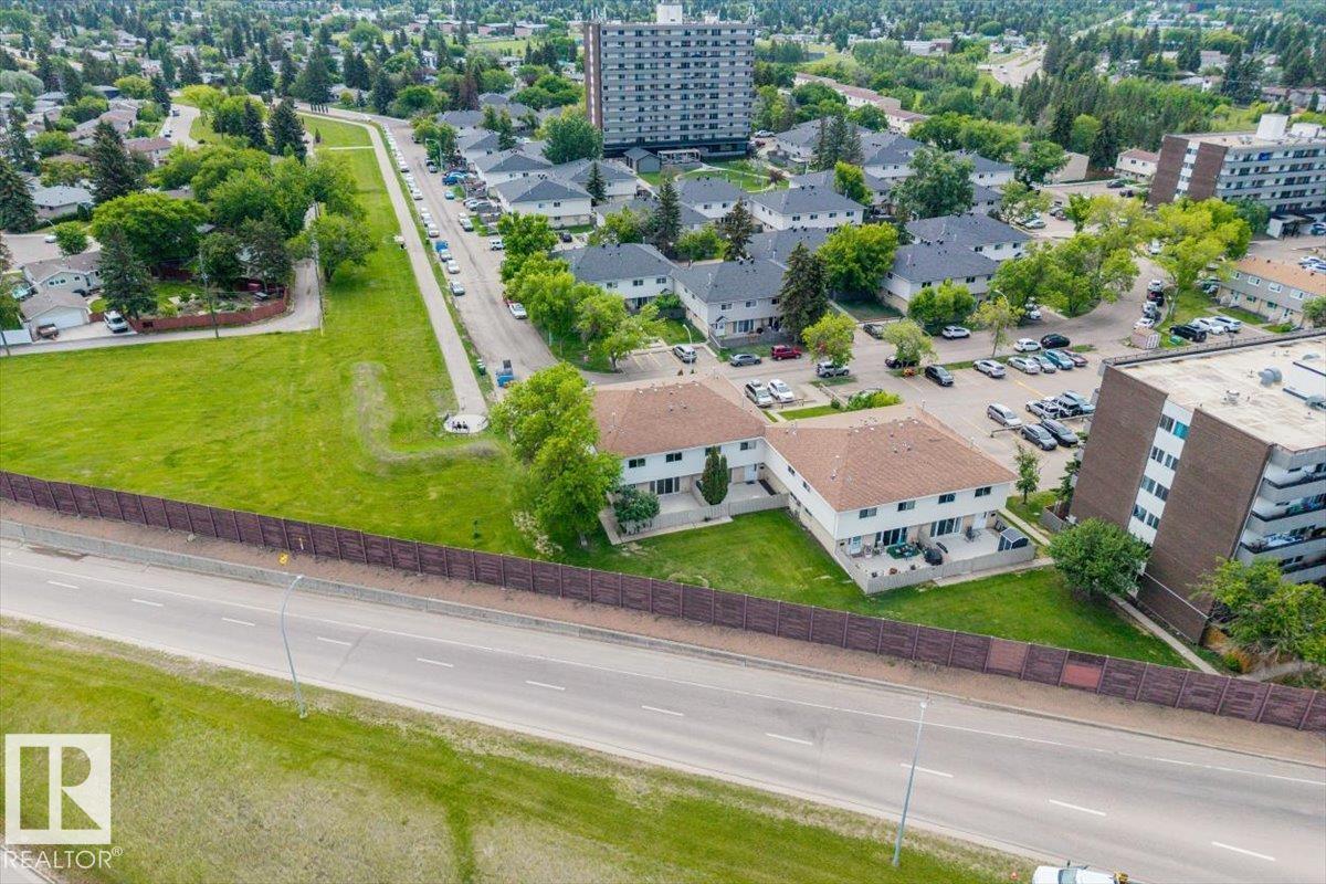145b Royal Rd NW, Edmonton, Alberta  T6J 2E7 - Photo 30 - E4492599