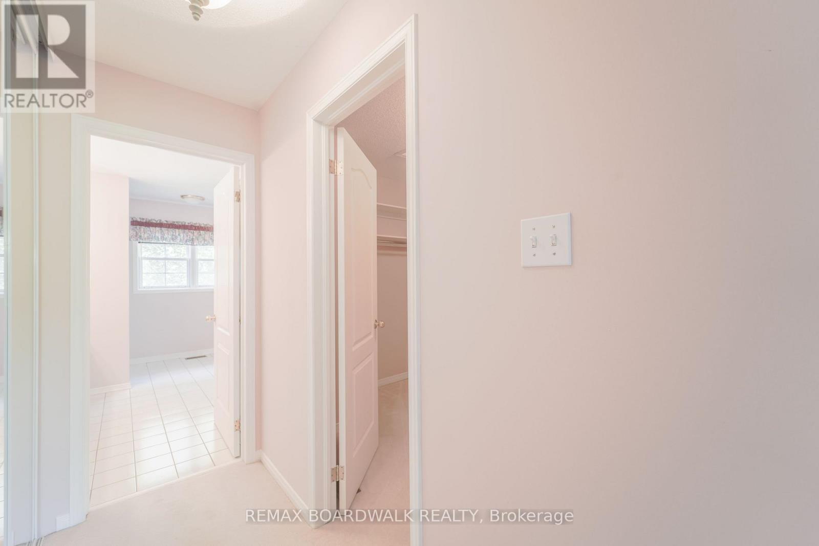57 Mattawa Crescent, Ottawa, Ontario  K2M 2E8 - Photo 24 - X13439710