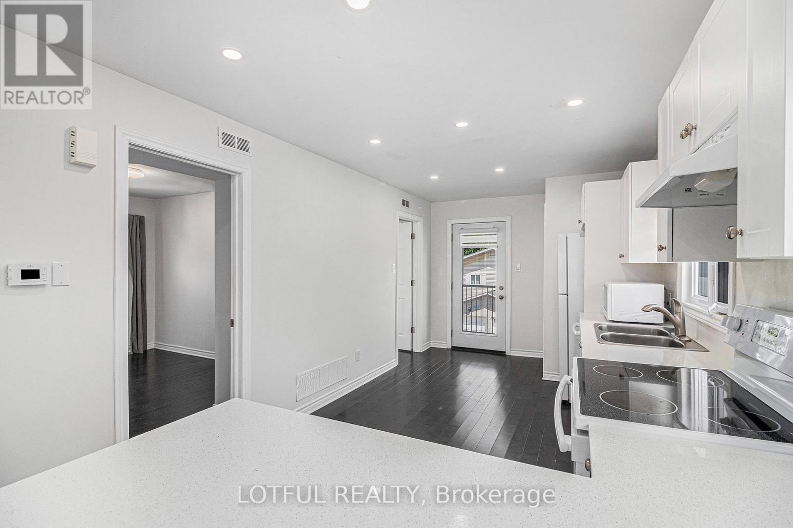 2 - 278 Shakespeare Street, Ottawa, Ontario  K1L 5M5 - Photo 10 - X13439758