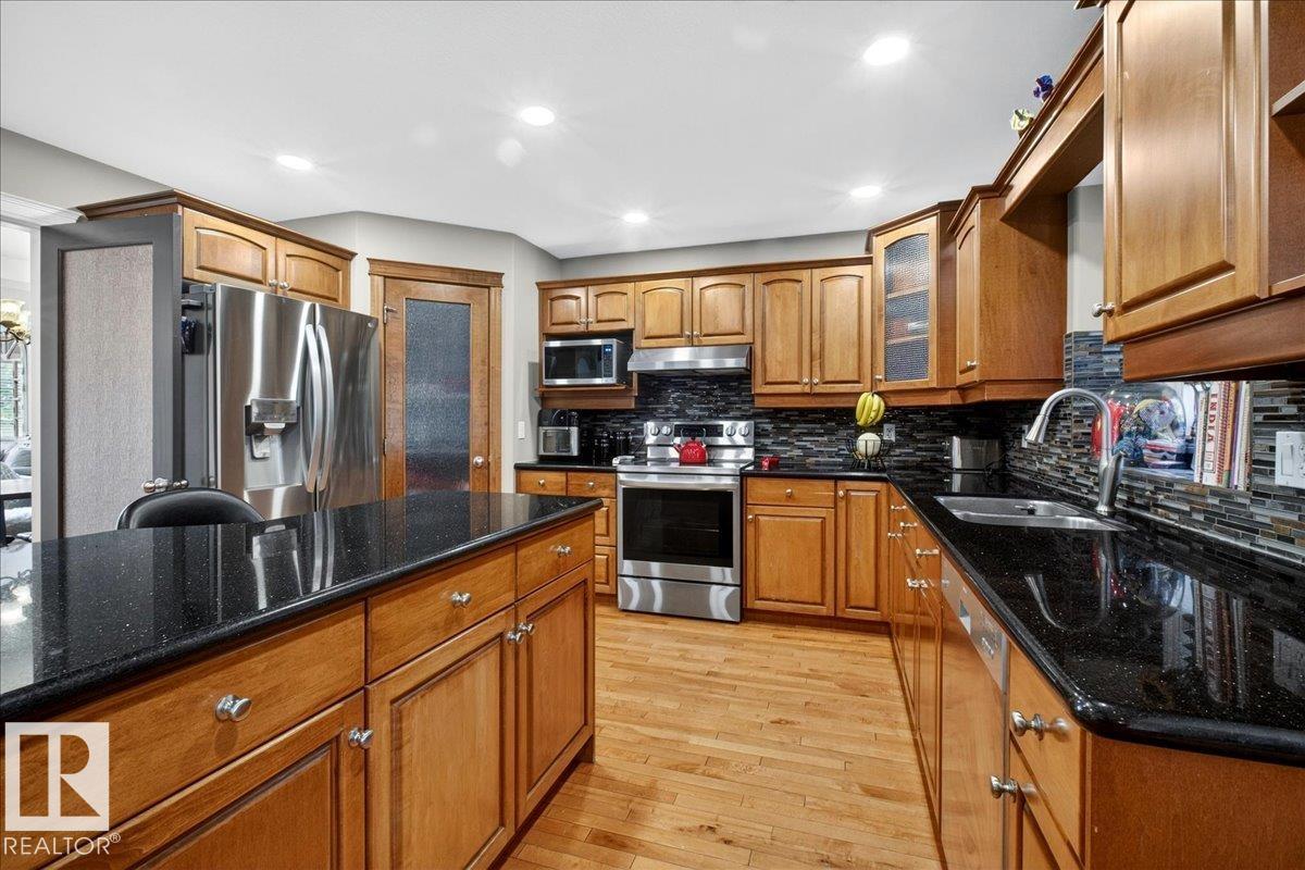 1690 Hector Rd Nw, Edmonton, Alberta  T6R 3B8 - Photo 19 - E4493431