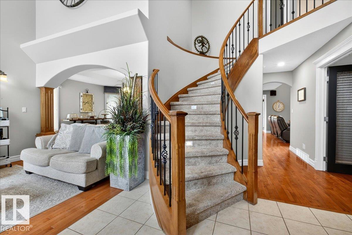1690 Hector Rd Nw, Edmonton, Alberta  T6R 3B8 - Photo 7 - E4493431