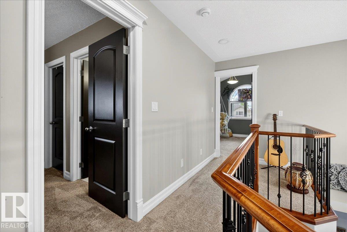 1690 Hector Rd Nw, Edmonton, Alberta  T6R 3B8 - Photo 38 - E4493431