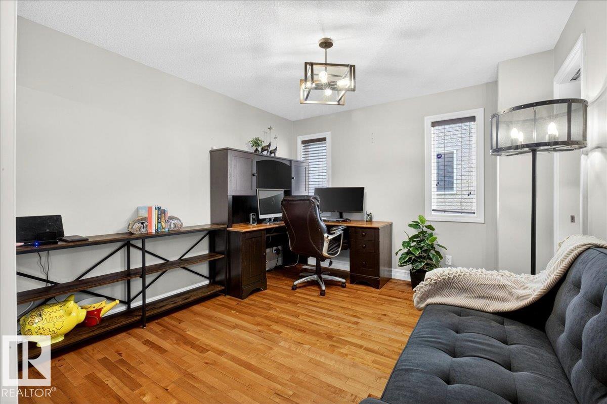 1690 Hector Rd Nw, Edmonton, Alberta  T6R 3B8 - Photo 29 - E4493431