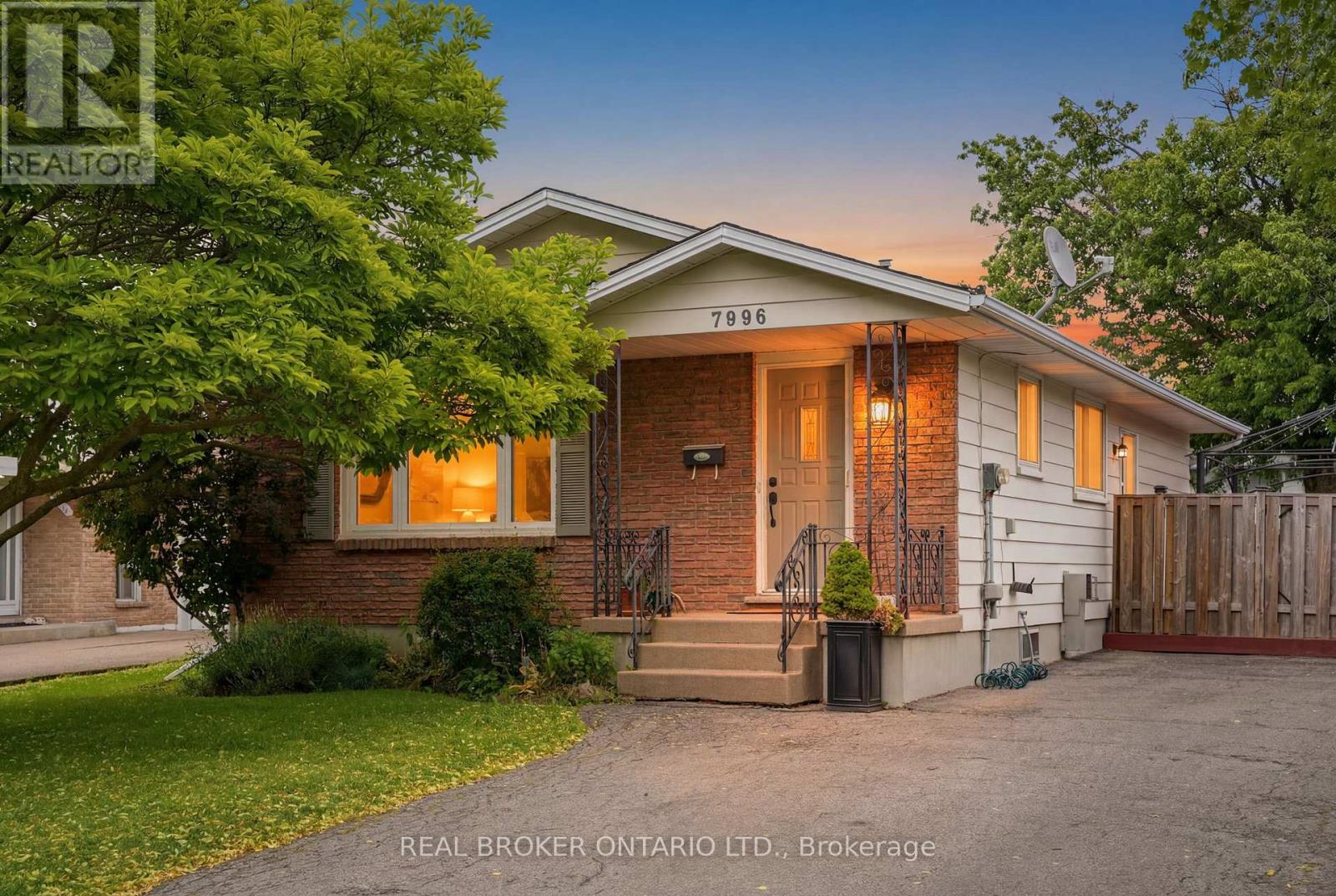7996 PADDOCK TRAIL, Niagara Falls, Ontario
