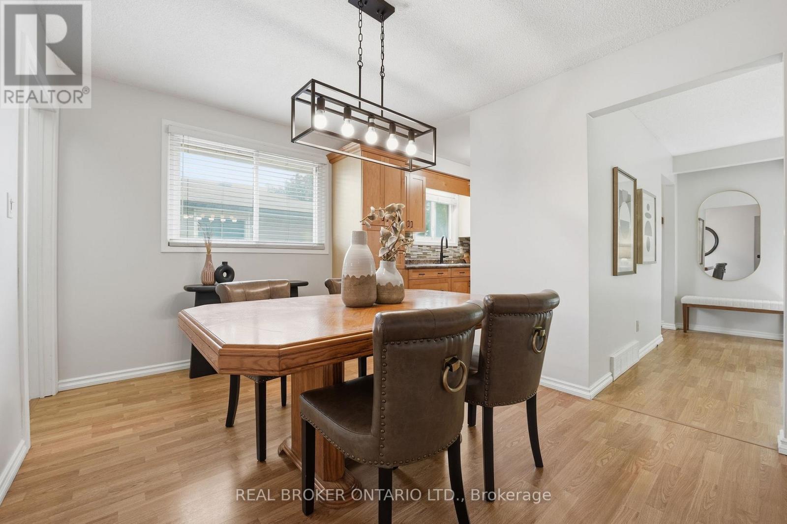 7996 Paddock Trail, Niagara Falls, Ontario L2H 1X2 - Photo 13 - X13439478