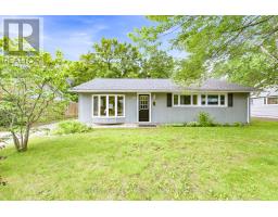 80 BEACH AVENUE, Deep River, Ontario