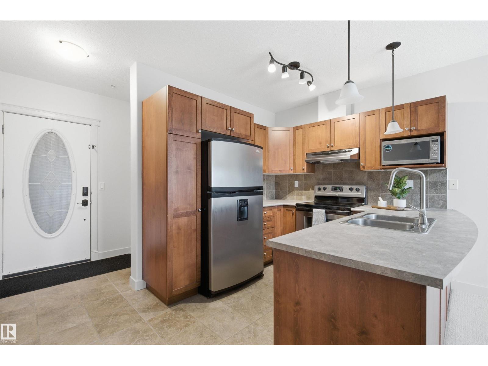 #407 802 12 St, Cold Lake, Alberta  T9M 0A7 - Photo 2 - E4493450