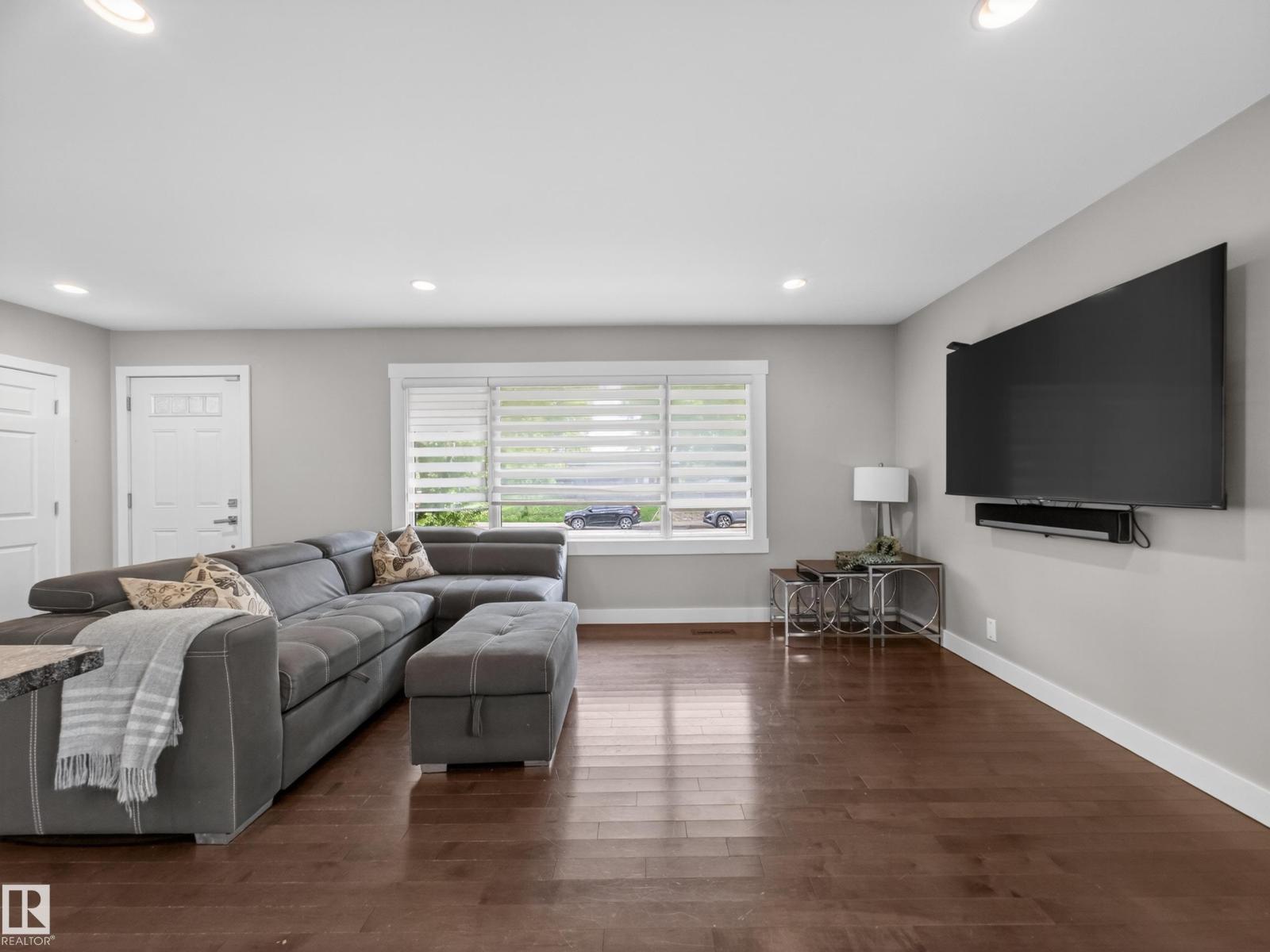 15803 83 Av NW, Edmonton, Alberta  T5R 3T8 - Photo 7 - E4493448