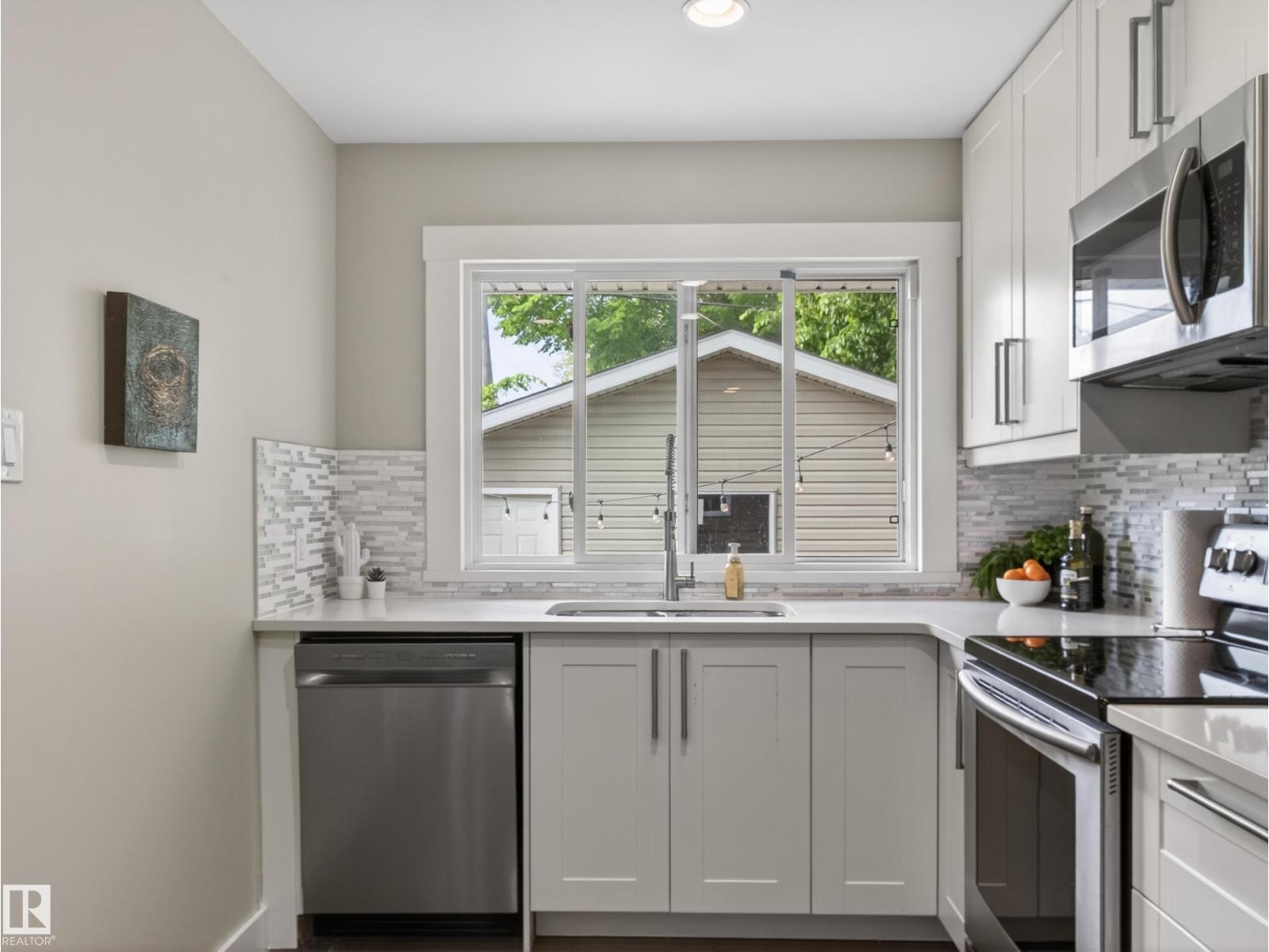 15803 83 Av NW, Edmonton, Alberta  T5R 3T8 - Photo 16 - E4493448