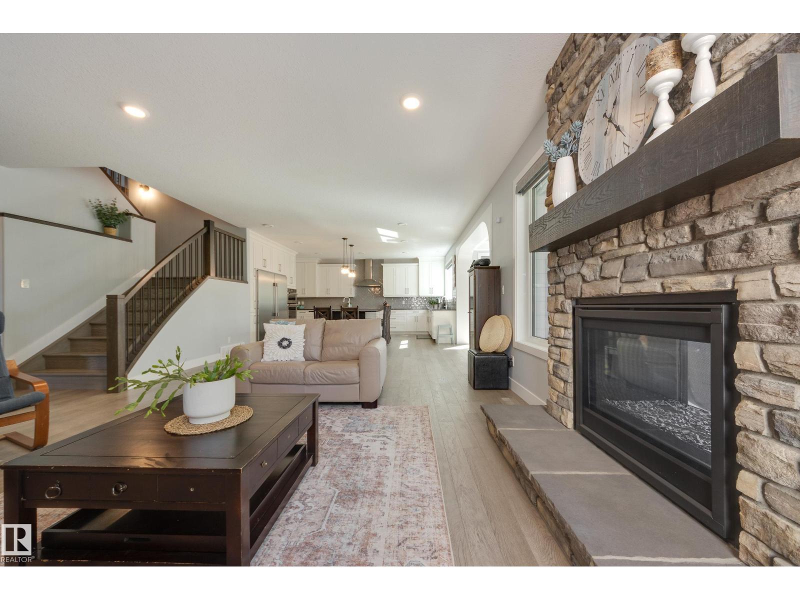 1314 Clement Ct NW, Edmonton, Alberta  T6M 0C9 - Photo 8 - E4493449
