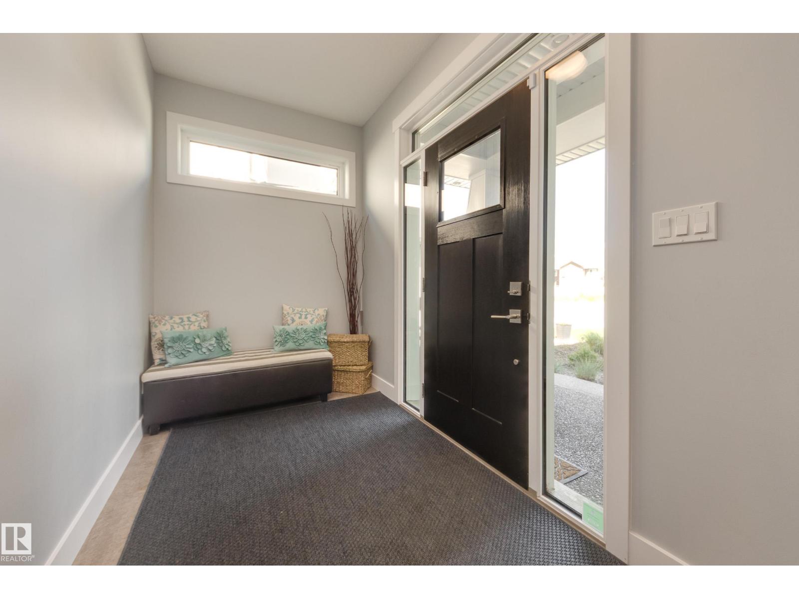 1314 Clement Ct NW, Edmonton, Alberta  T6M 0C9 - Photo 2 - E4493449