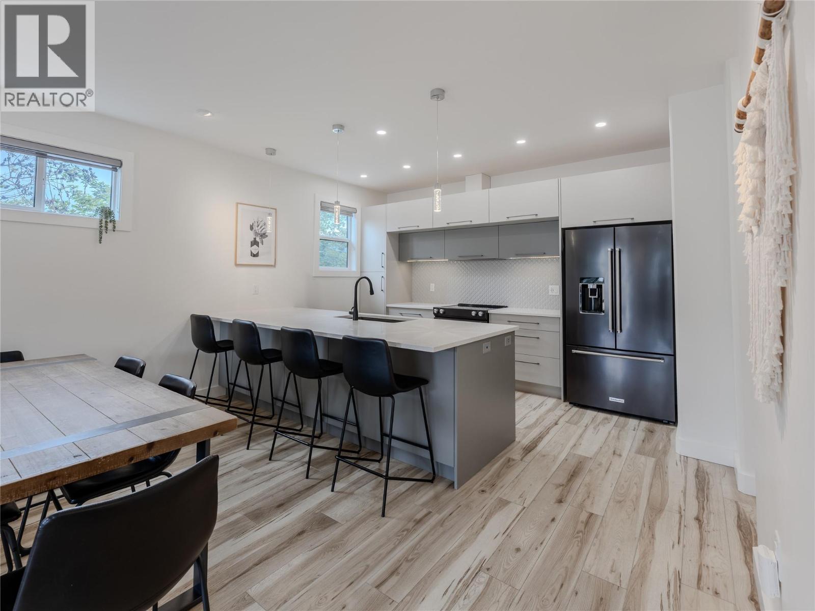 190 Vancouver Avenue Unit# 104, Penticton, British Columbia  V2A 1A2 - Photo 2 - 10390330