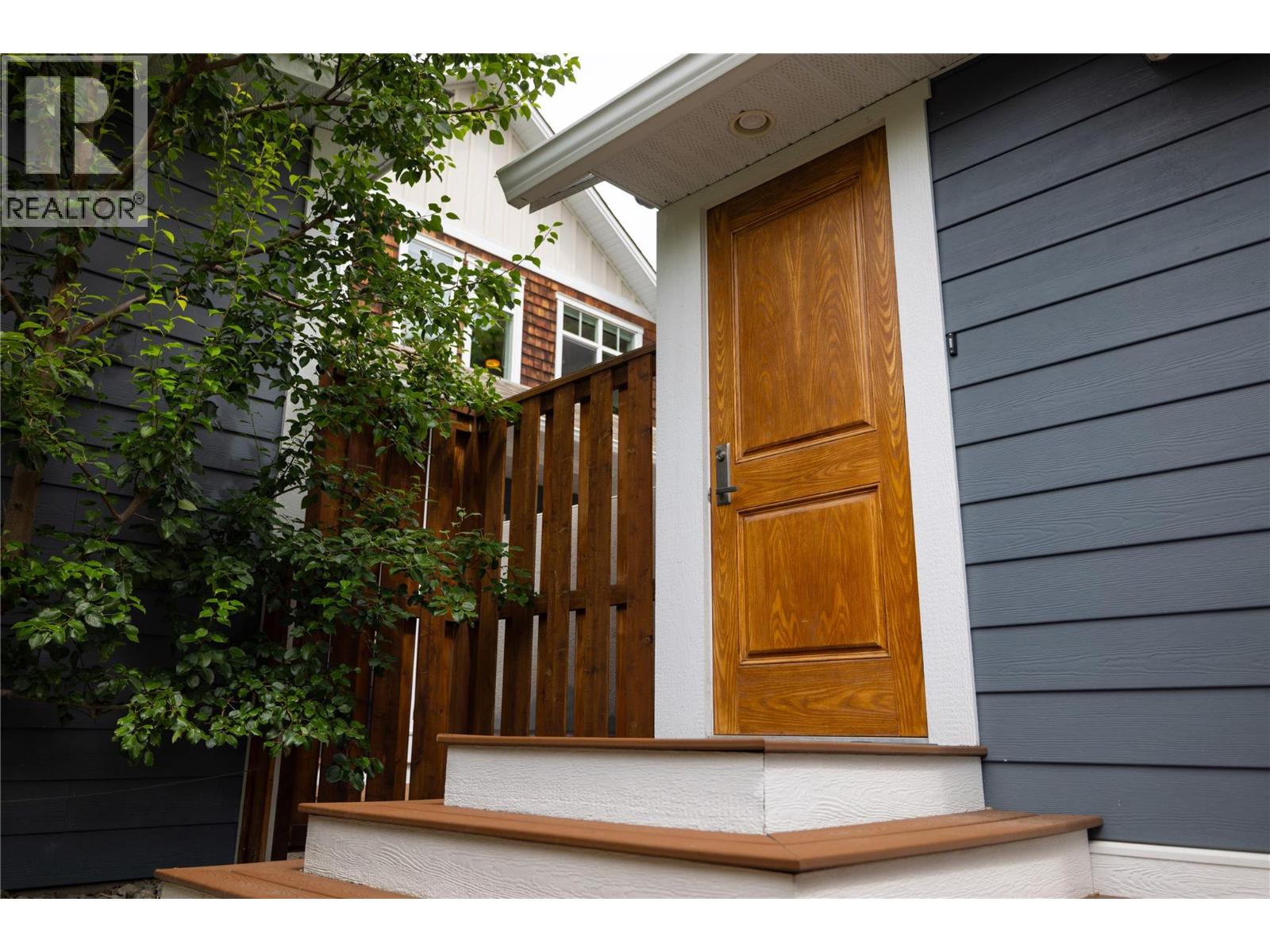 747 & 749 Wilson Avenue, Kelowna, British Columbia  V1Y 6X8 - Photo 48 - 10384357