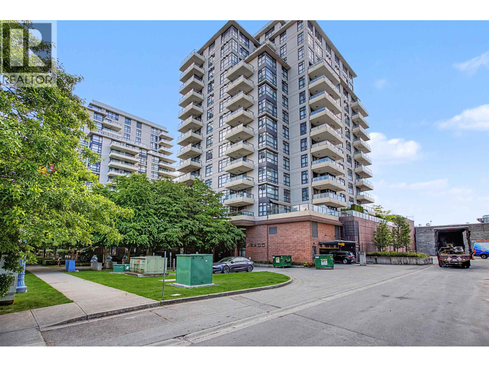 708 8120 LANSDOWNE ROAD