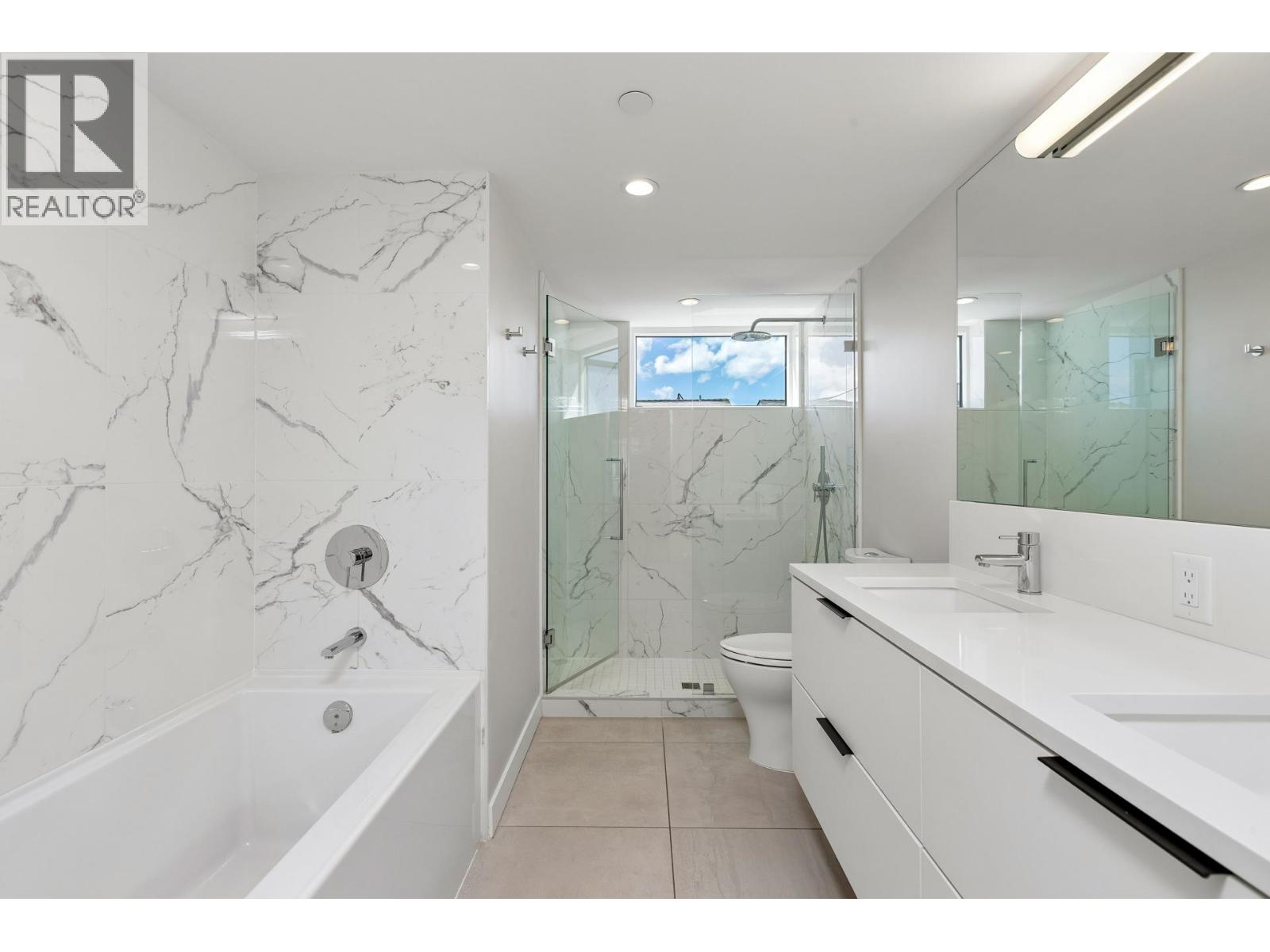 129 649 E 3rd Street, North Vancouver, British Columbia  V7L 1G6 - Photo 20 - R3135479