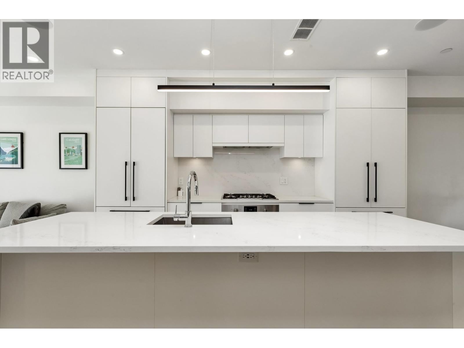 129 649 E 3rd Street, North Vancouver, British Columbia  V7L 1G6 - Photo 7 - R3135479