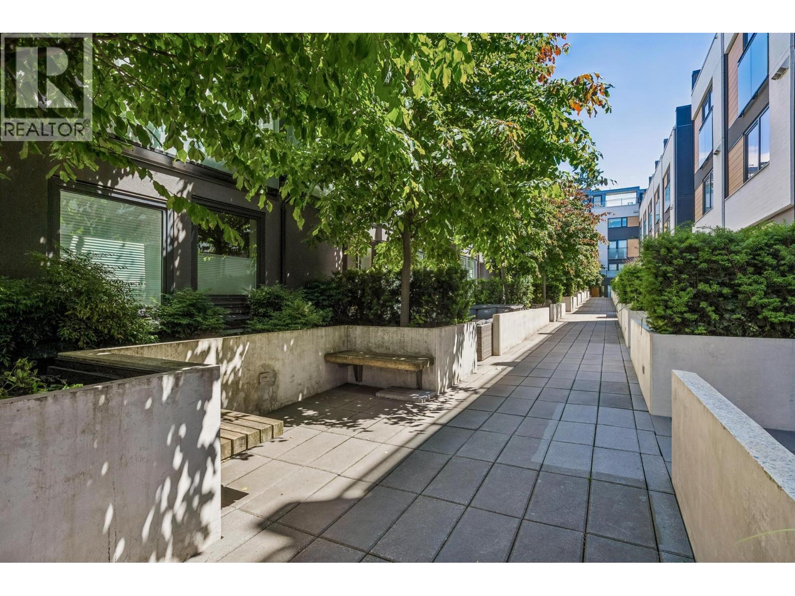 129 649 E 3rd Street, North Vancouver, British Columbia  V7L 1G6 - Photo 38 - R3135479