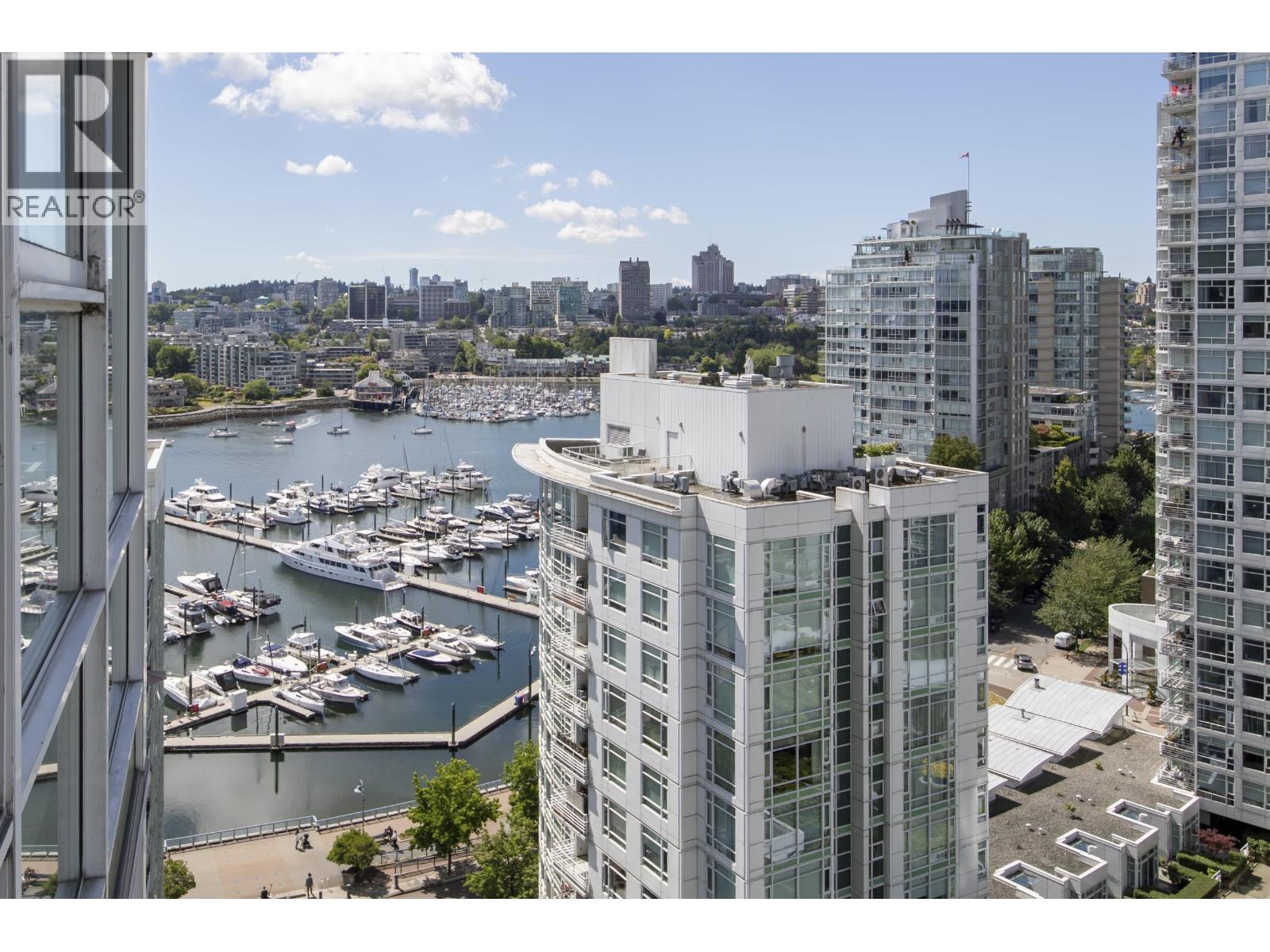 2002 193 Aquarius Mews, Vancouver, British Columbia  V6Z 2Y3 - Photo 1 - R3135466
