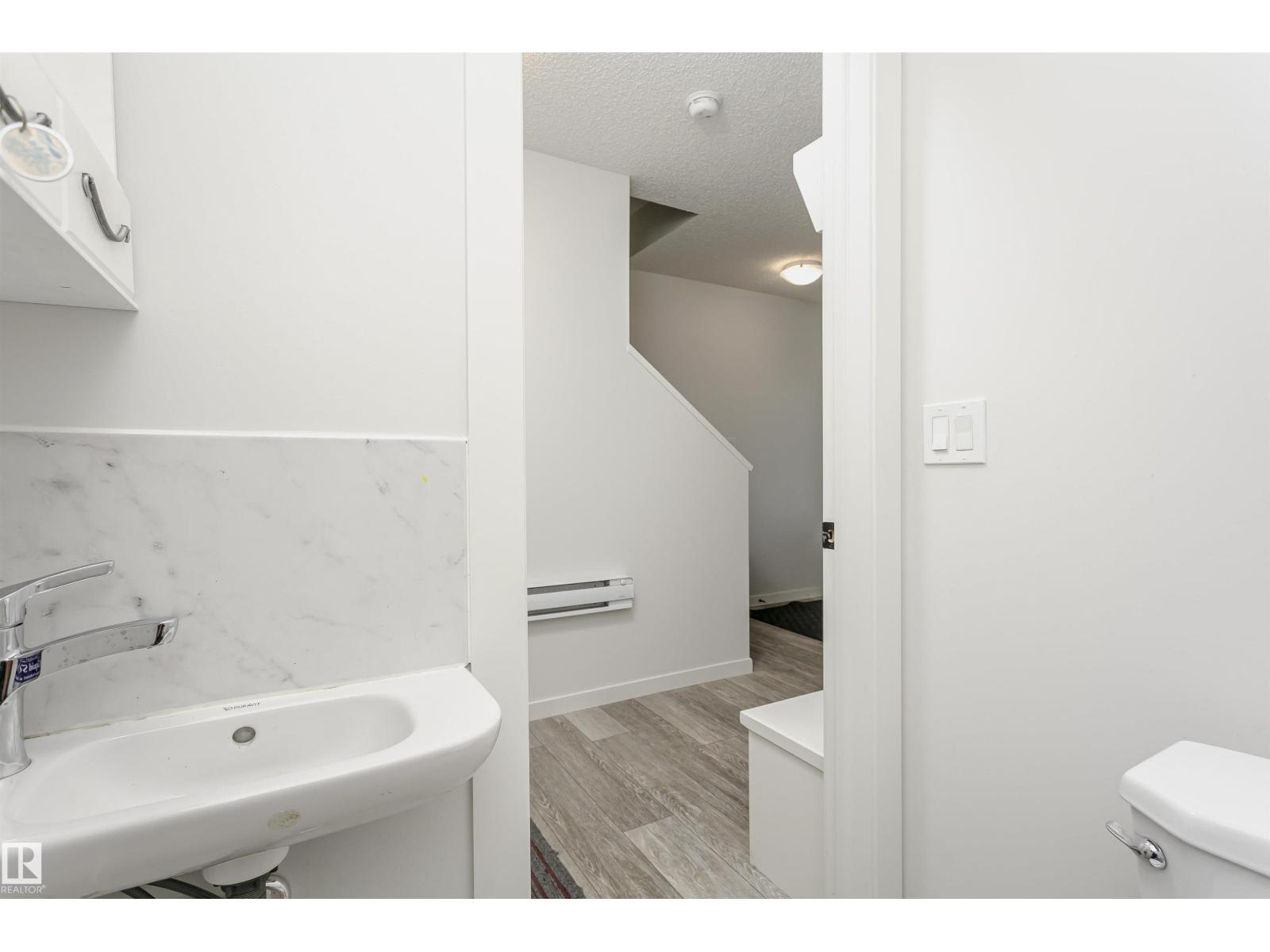 19627 28 Av Nw, Edmonton, Alberta  T6M 0X2 - Photo 6 - E4493473