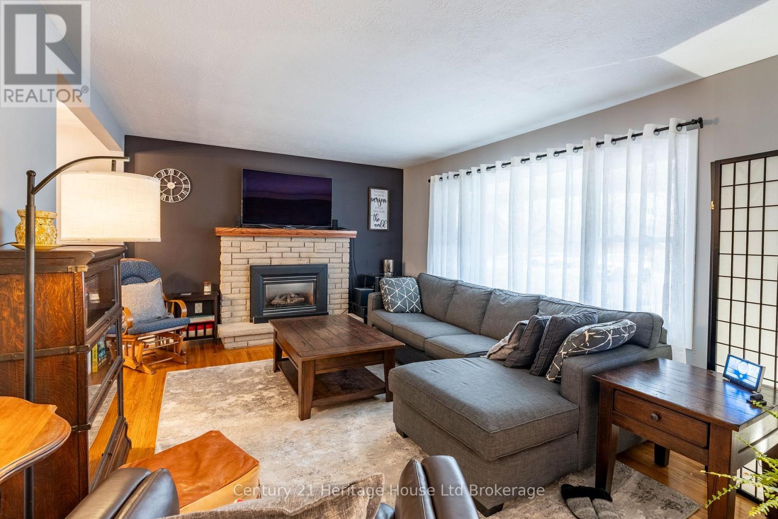 93 James Avenue, Tillsonburg, Ontario  N4G 1A7 - Photo 6 - X13439770
