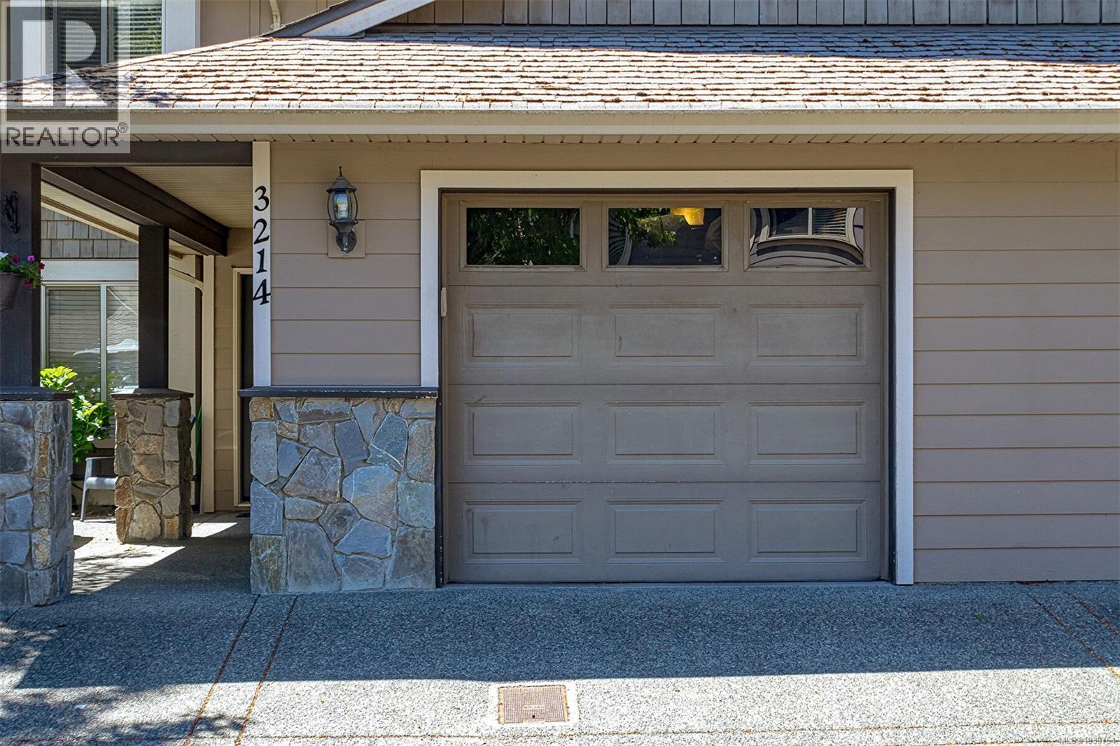 3214 Ernhill Pl, Langford, British Columbia  V9C 0C6 - Photo 4 - 1039754