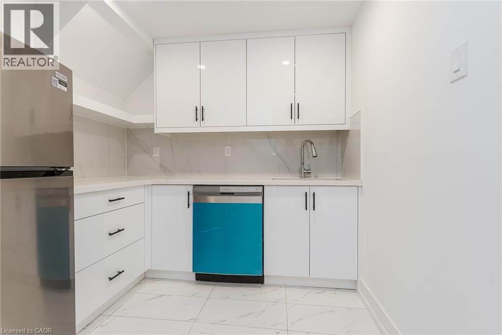 629 Settlersfield Court Unit# B, Waterloo, Ontario  N2T 2K6 - Photo 50 - 40839319