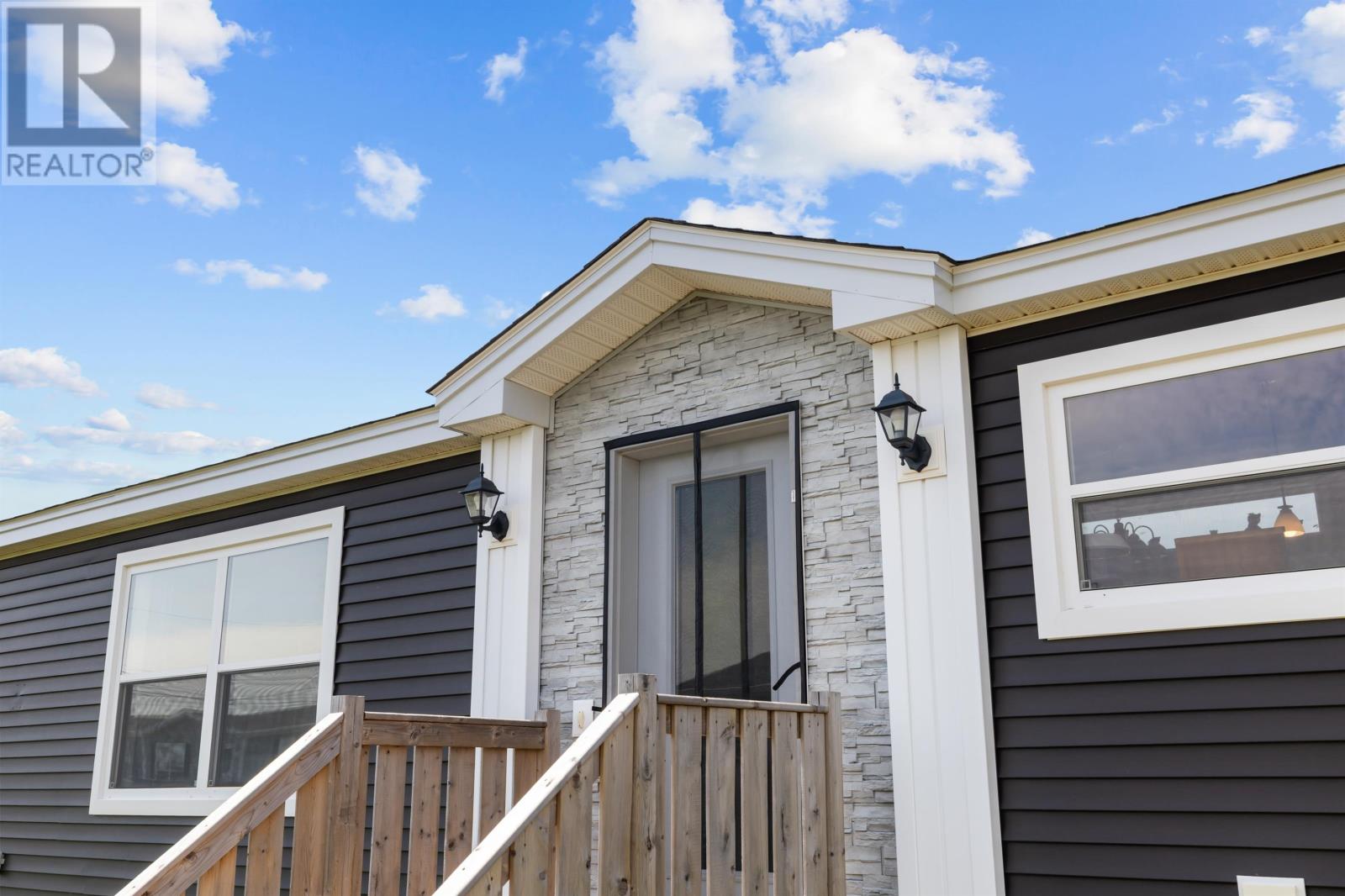 23 Watson Avenue, Summerside, Prince Edward Island  C1N 0K2 - Photo 4 - 202614313